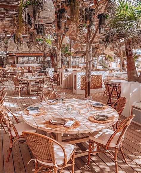 shellona restaurant saint tropez.